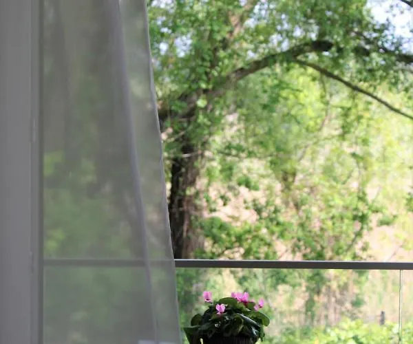 Easy בית הארחה 3*