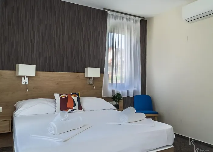 בית הארחה Easy